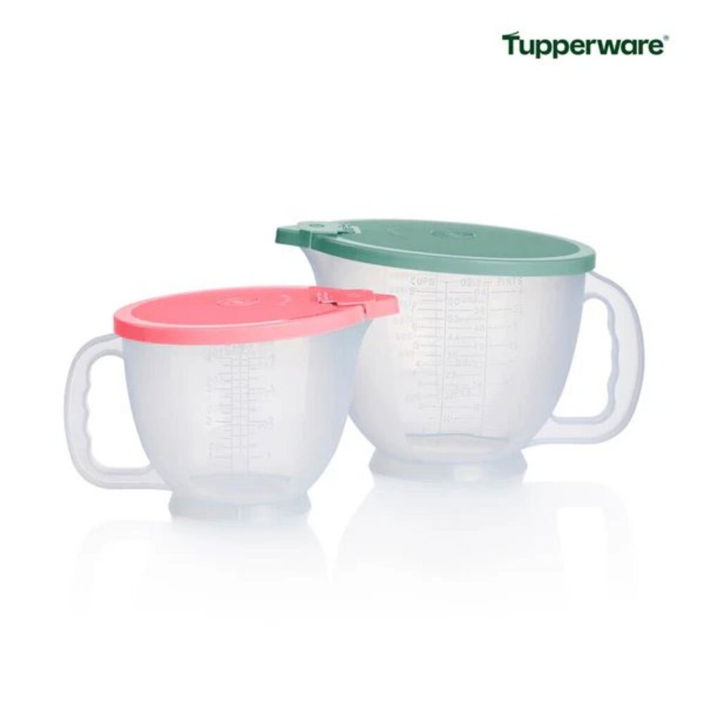 New Tupperware Classic Mix N Store Pitchers Set of 2 in two colors